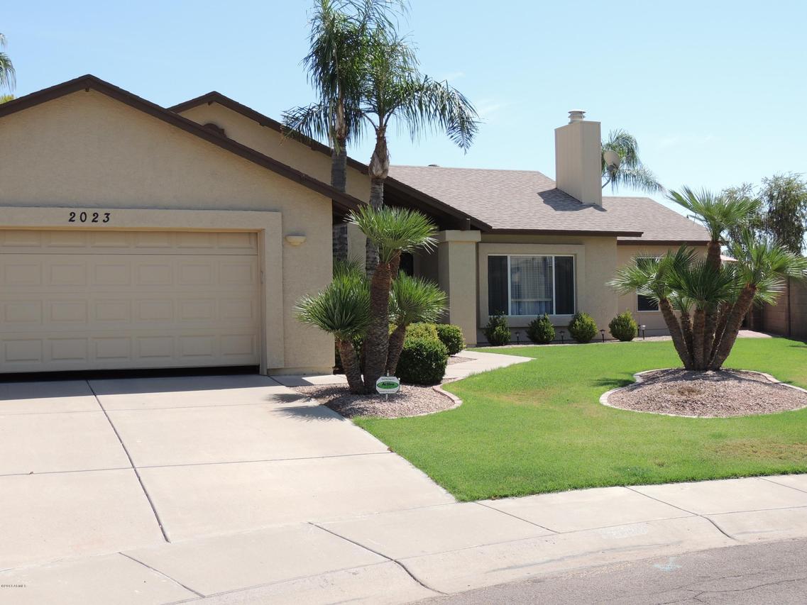 2023 W Gila Ln., Chandler, AZ 85224