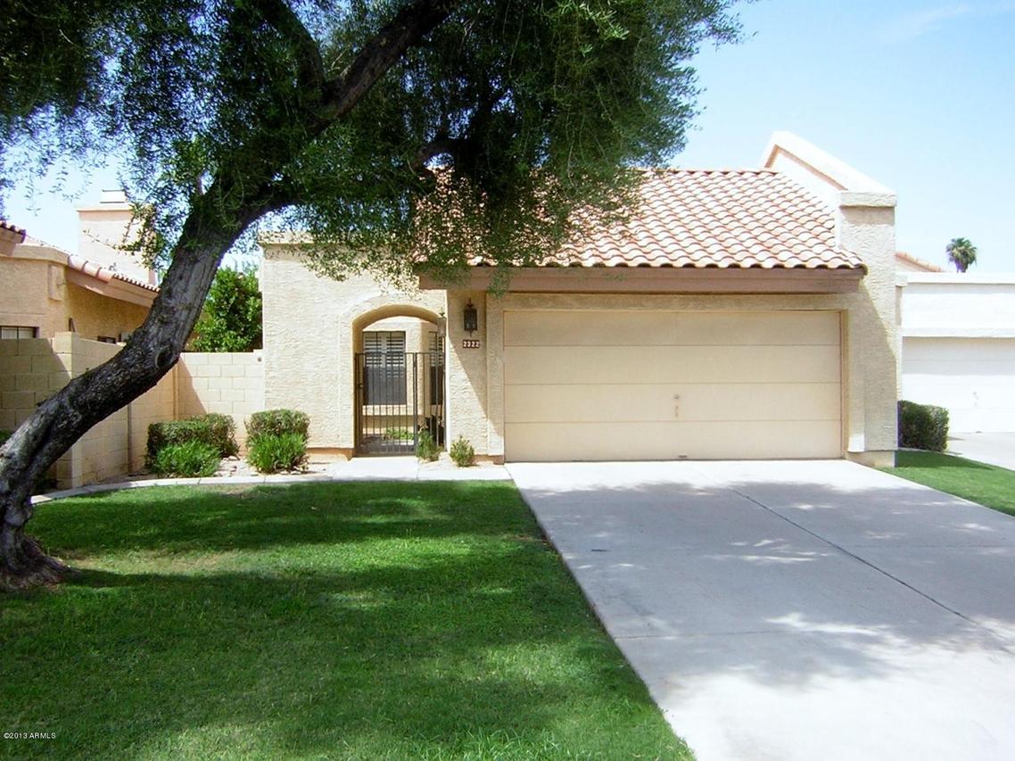 2322 W Shawnee Dr., Chandler, AZ 85224