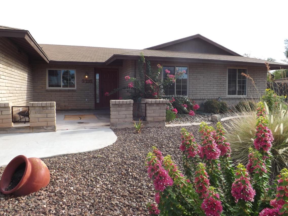 2721 W Onza Cir., Mesa, AZ 85202