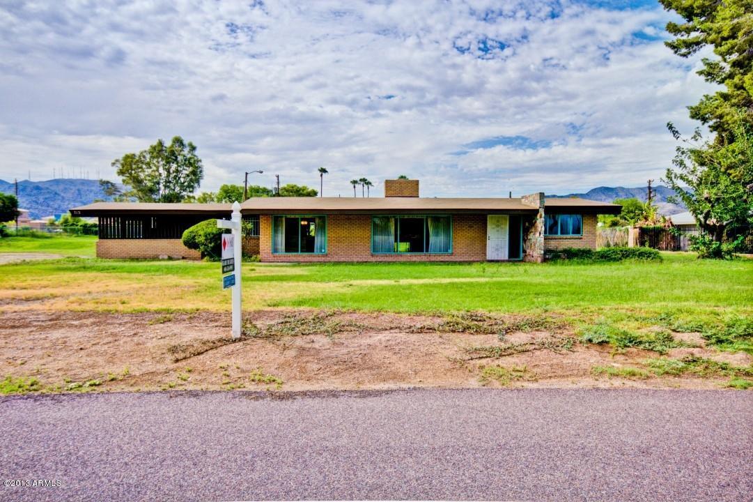 705 W Harwell Rd., Phoenix, AZ 85041