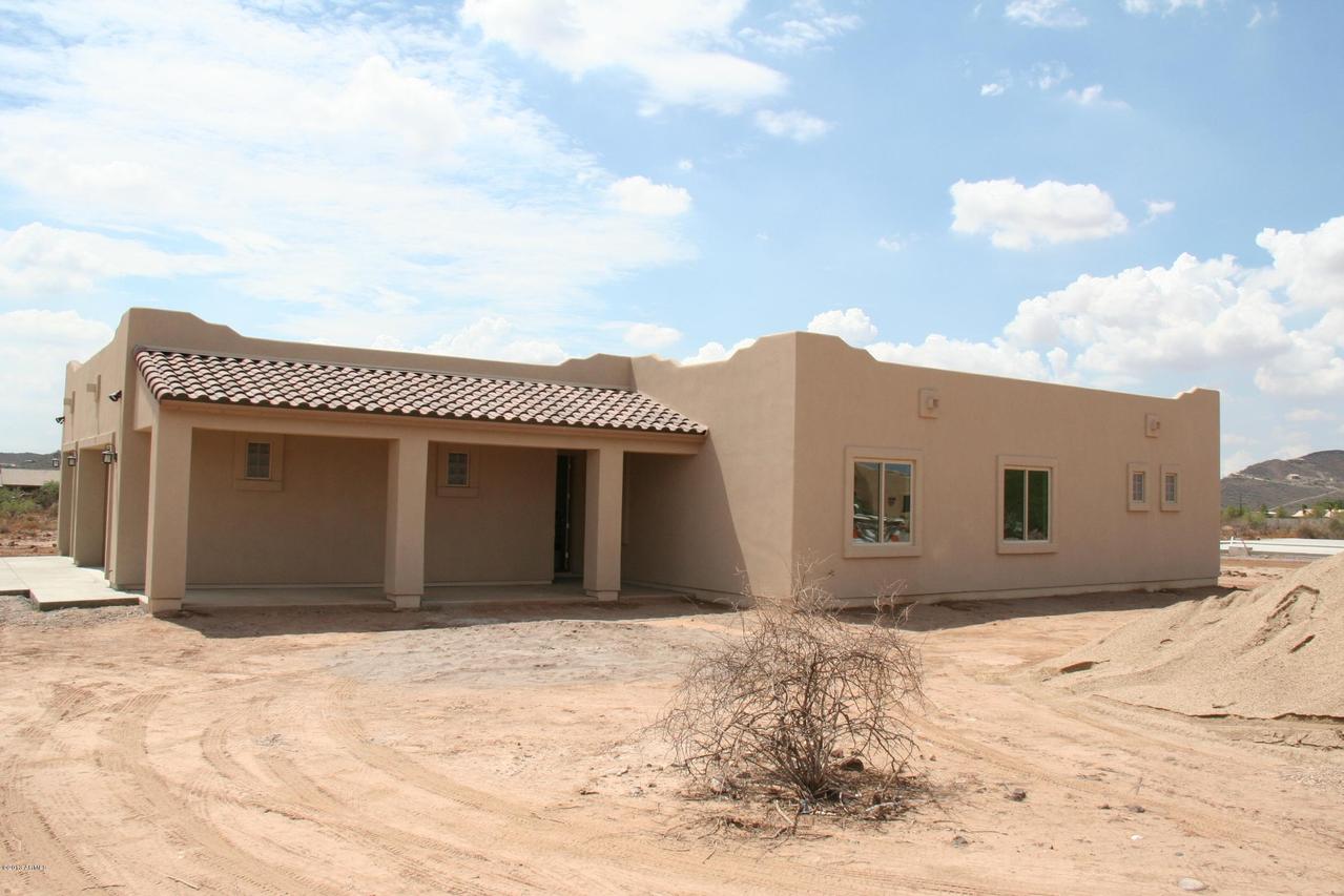 38322 N 17th Ave., Phoenix, AZ 85086