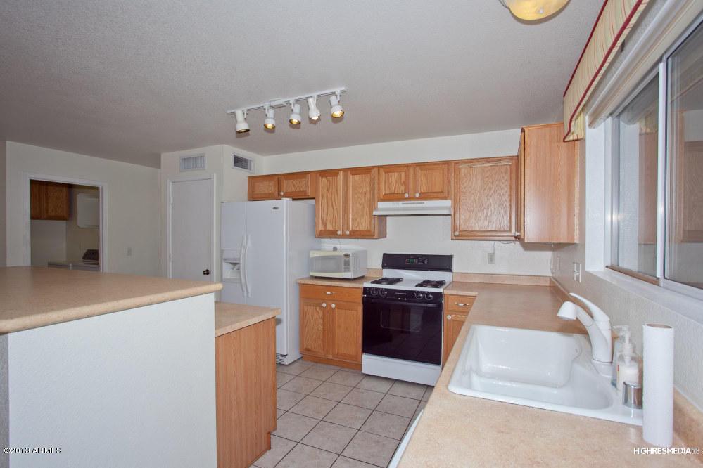 1820 E Saint Charles Ave., Phoenix, AZ 85042