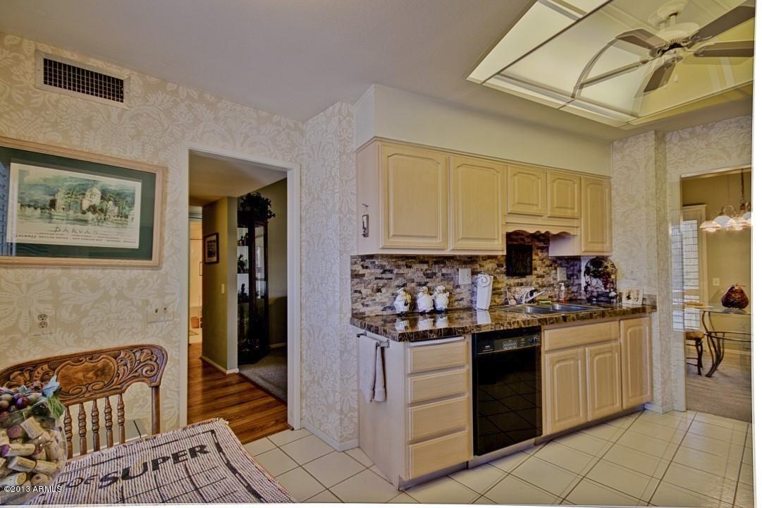 17022 N Joshua Tree Ct., Sun City, AZ 85373