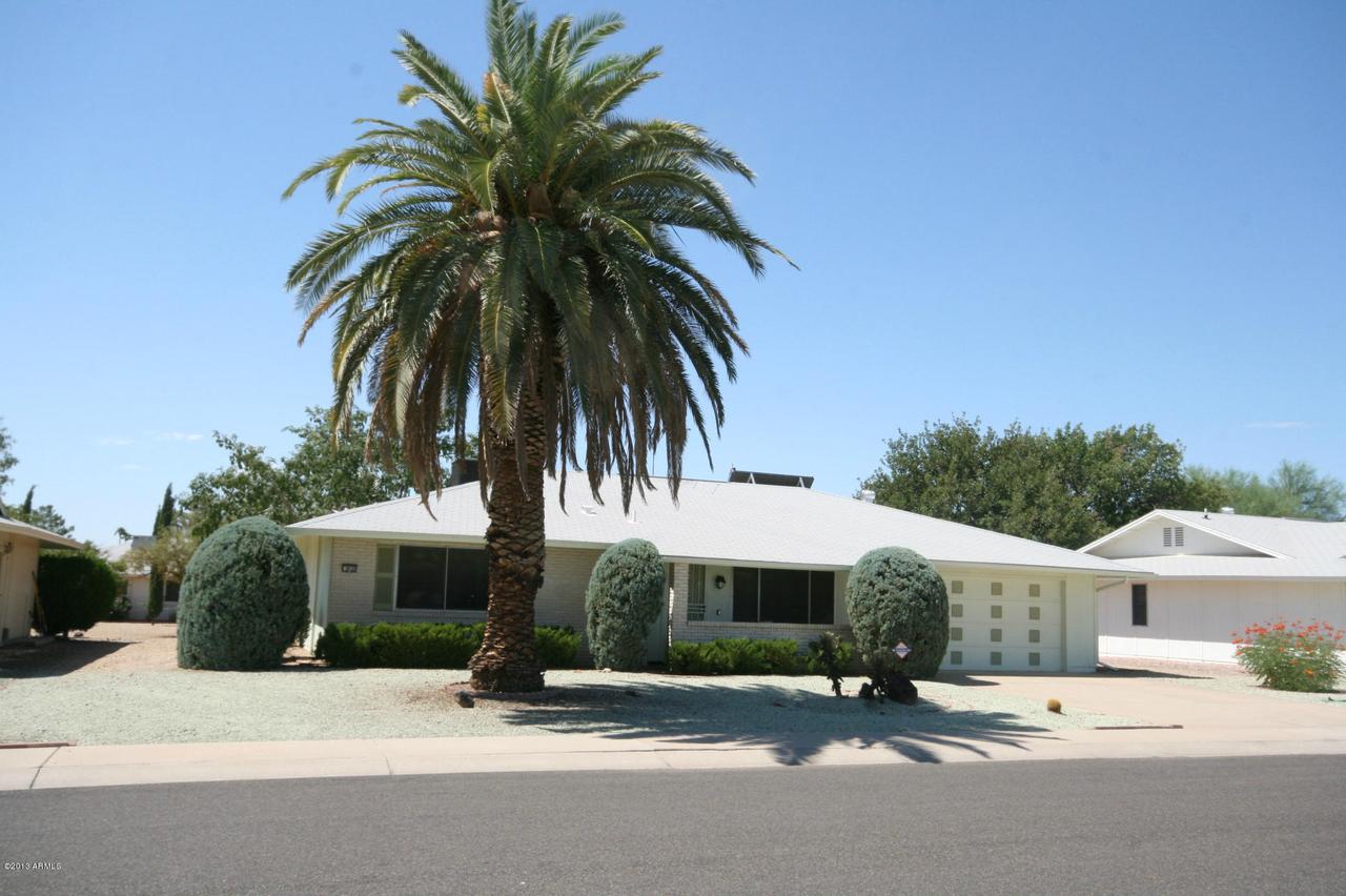 9535 W Willowbrook Dr., Sun City, AZ 85373