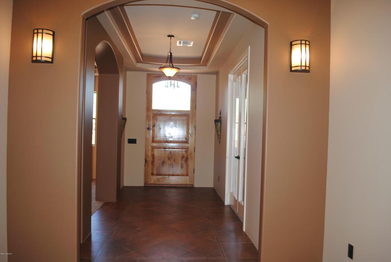 3412 W Mesquite St., Phoenix, AZ 85086