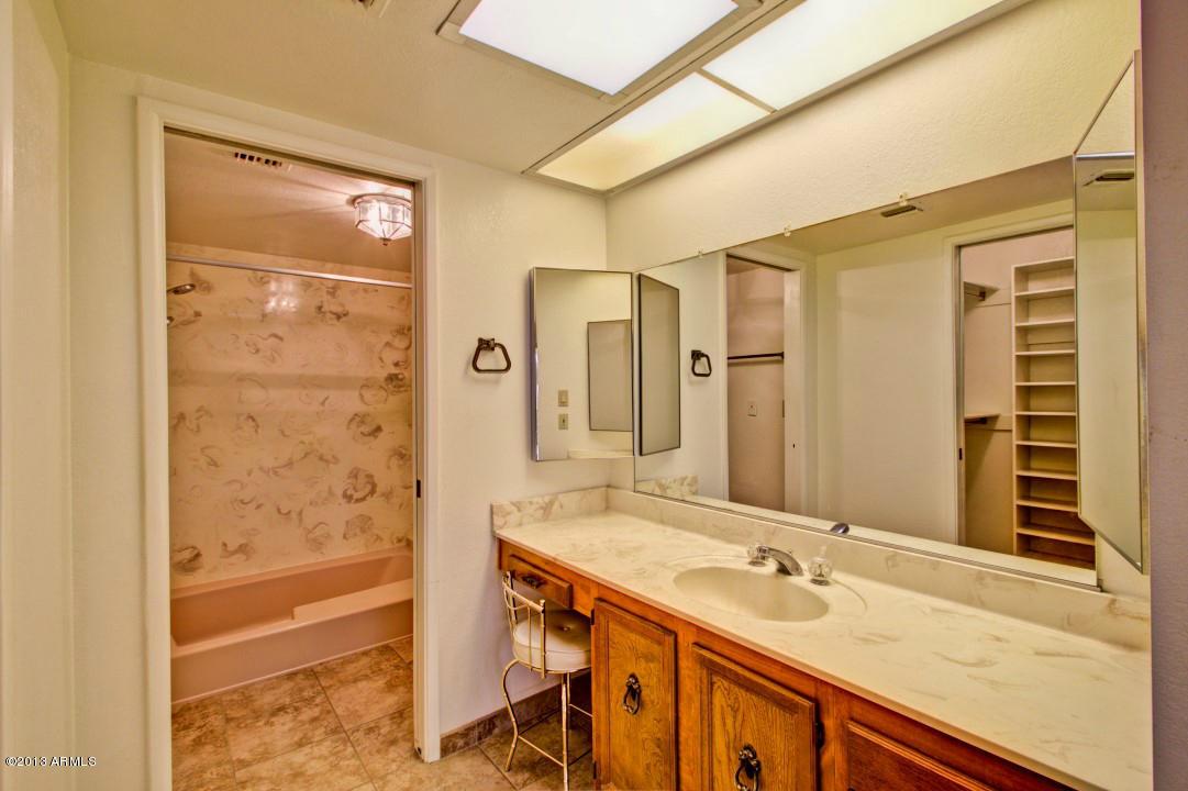 5649 N 78th Way, Scottsdale, AZ 85250