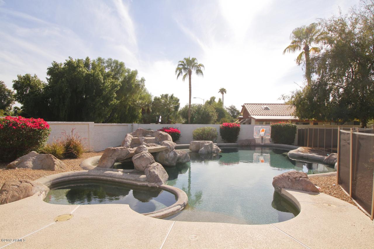 9027 N 82nd St., Scottsdale, AZ 85258