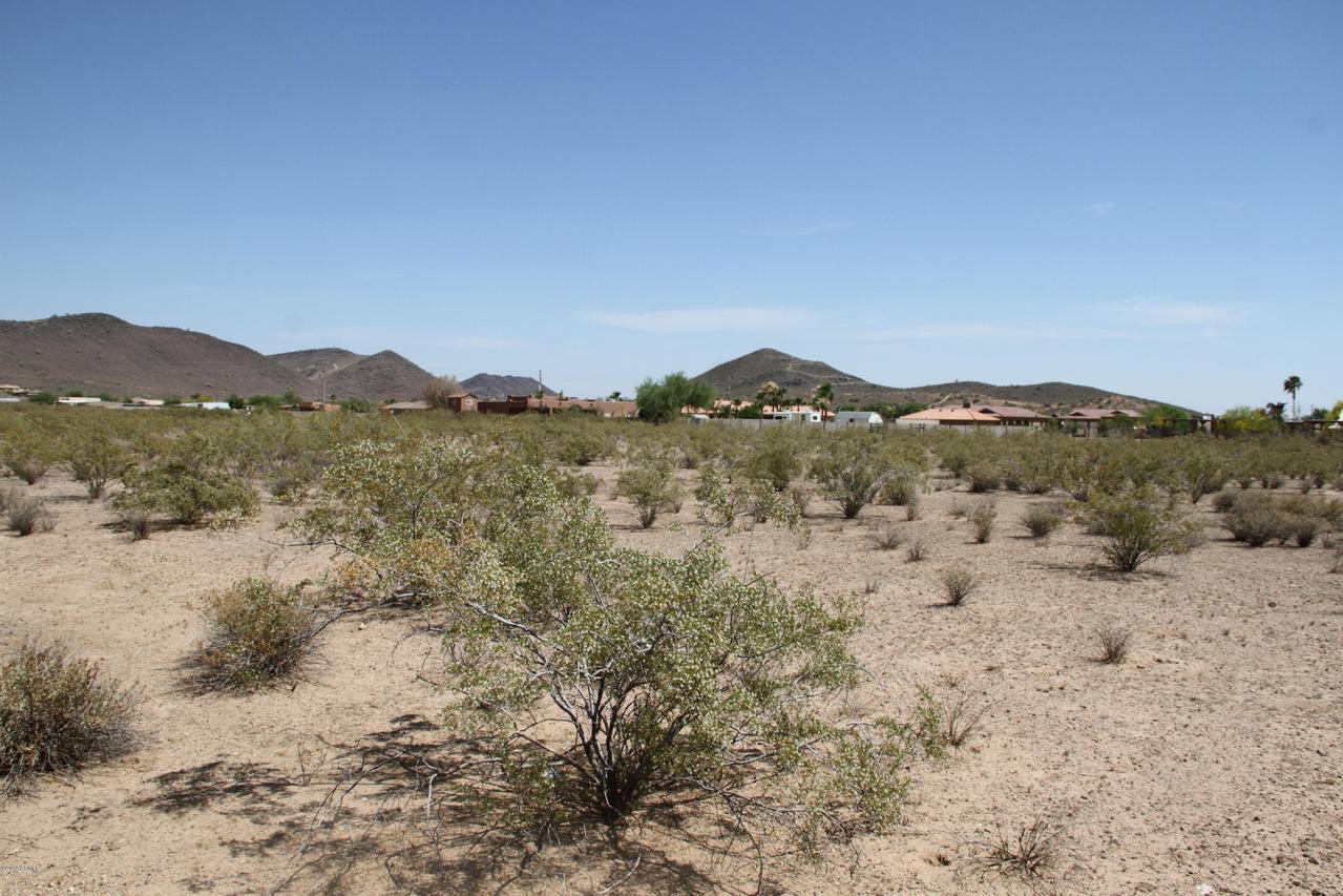 6749 W Avenida Del Sol, Peoria, AZ 85383