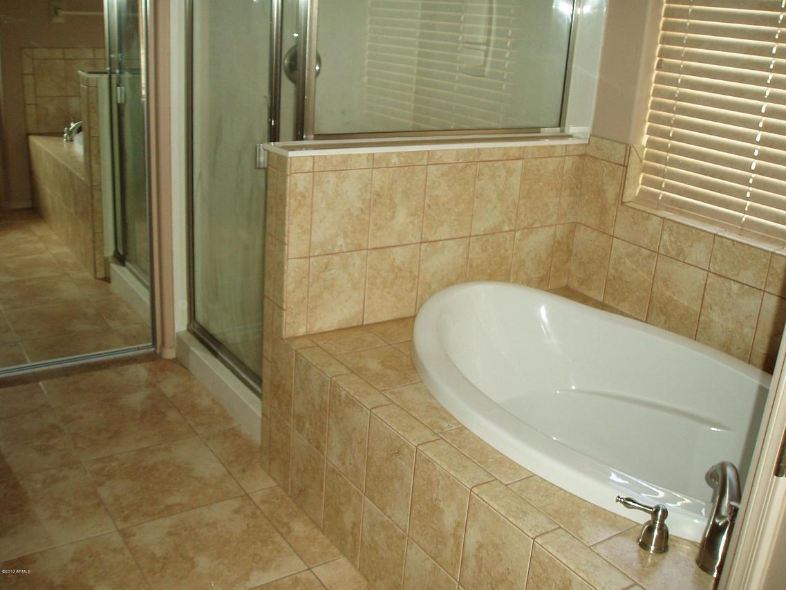 39411 N 7th Ave., Phoenix, AZ 85086