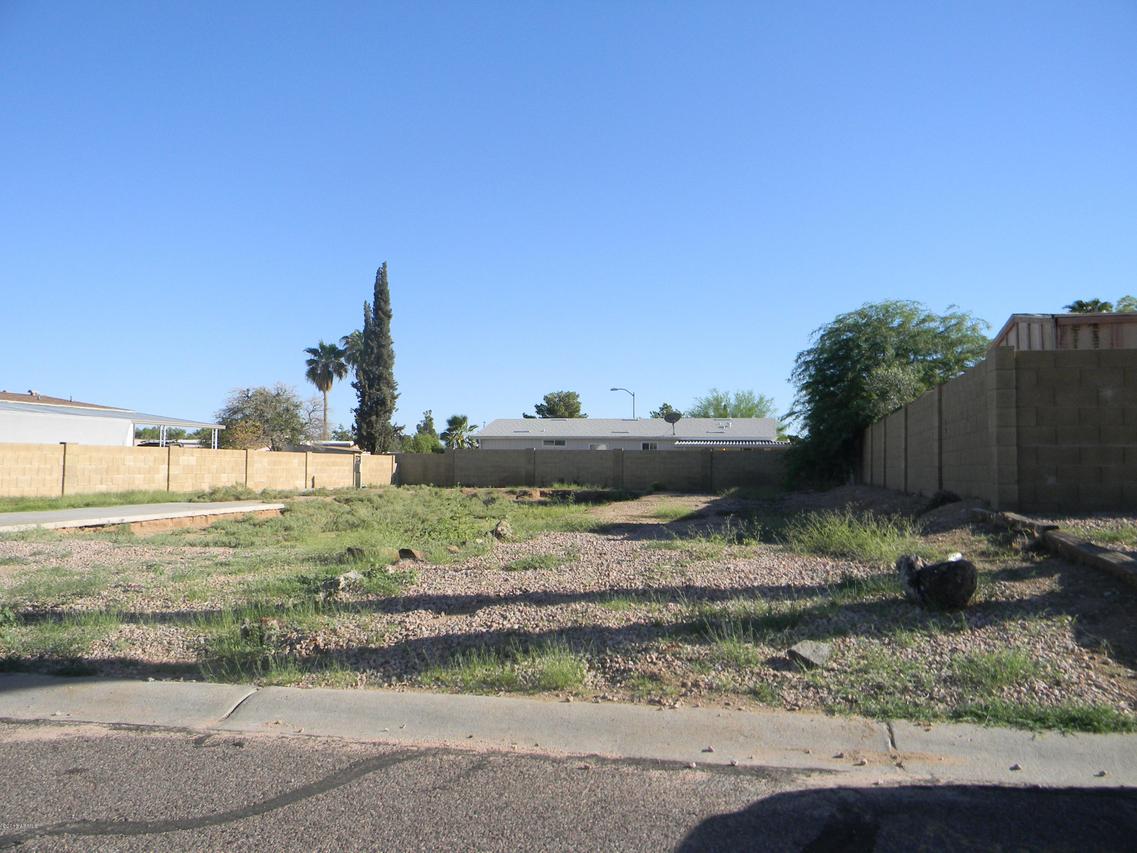 2511 E Oraibi Dr., Phoenix, AZ 85050