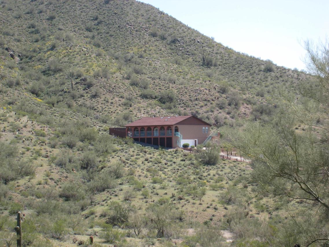 602 E Briles Rd., Phoenix, AZ 85085