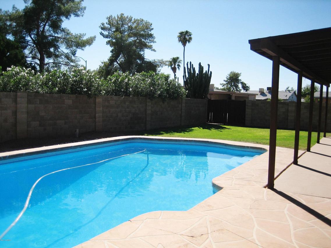 2255 W Bluefield Ave., Phoenix, AZ 85023