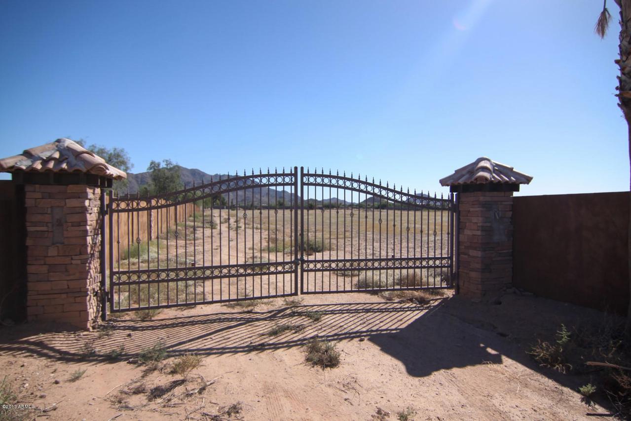 3541 E Runaway Bay Pl. #2, Queen Creek, AZ 85142