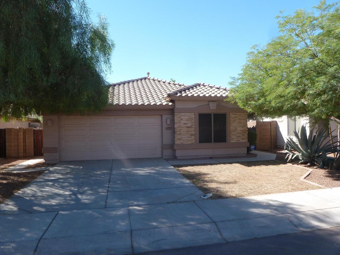 15913 W Saguaro Ln., Surprise, AZ 85374