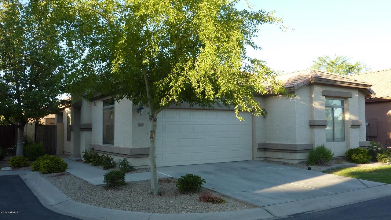 1208 S Soho Ln., Chandler, AZ 85249