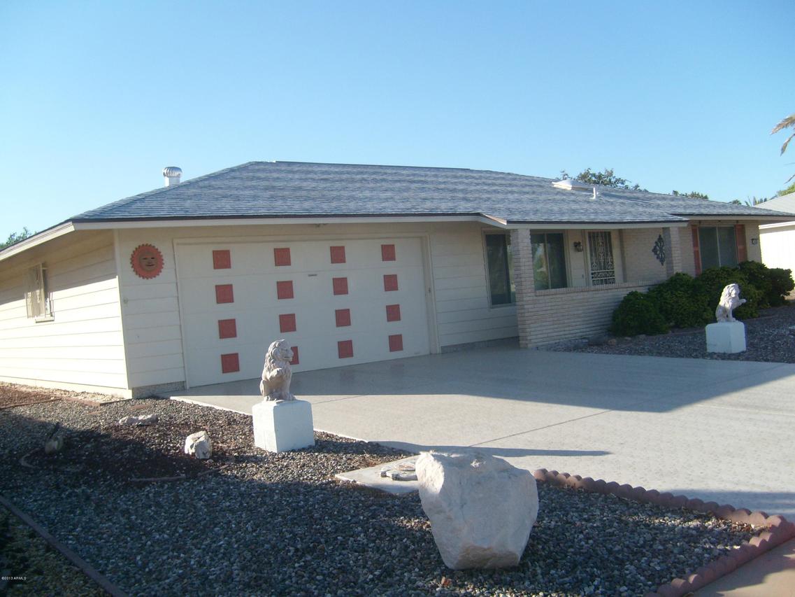 18406 N 96th Ave., Sun City, AZ 85373