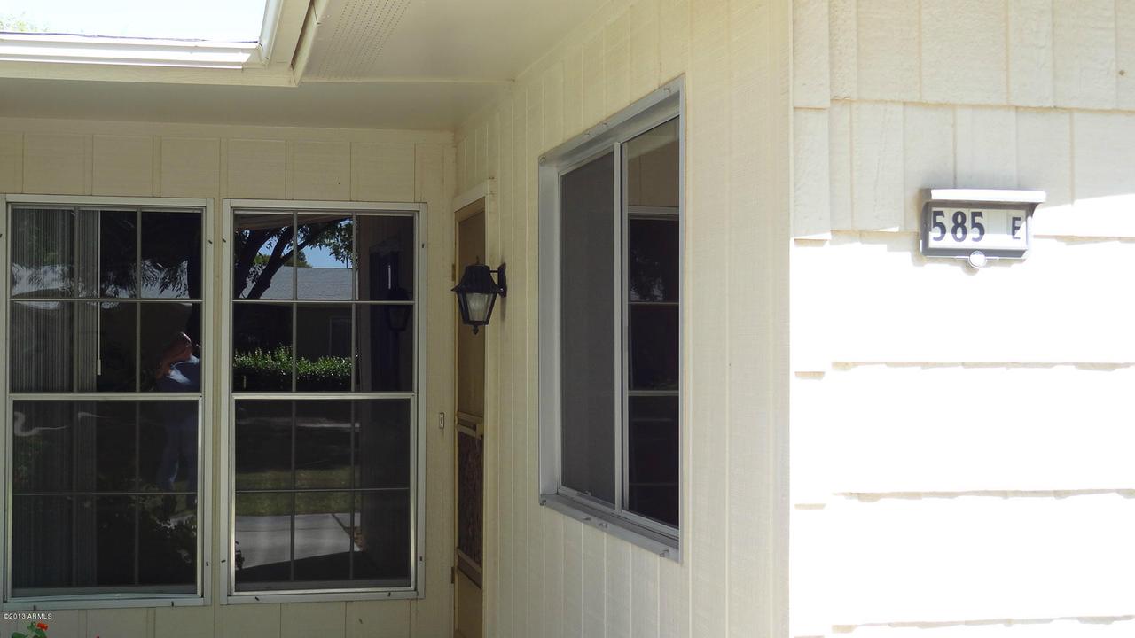 10585 W Palmeras Dr. #E, Sun City, AZ 85373