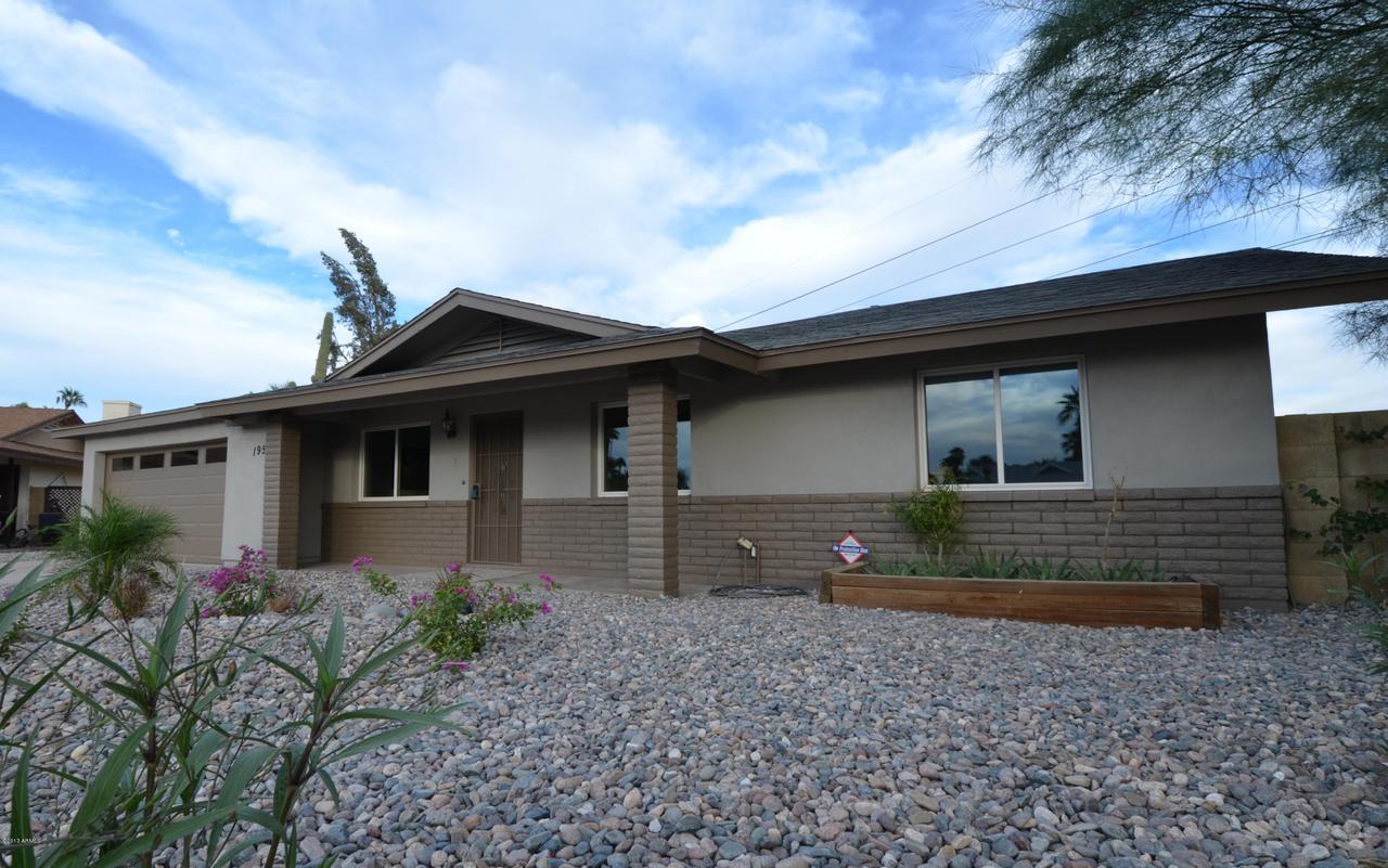 195 S Sagebrush Cir., Litchfield Park, AZ 85340