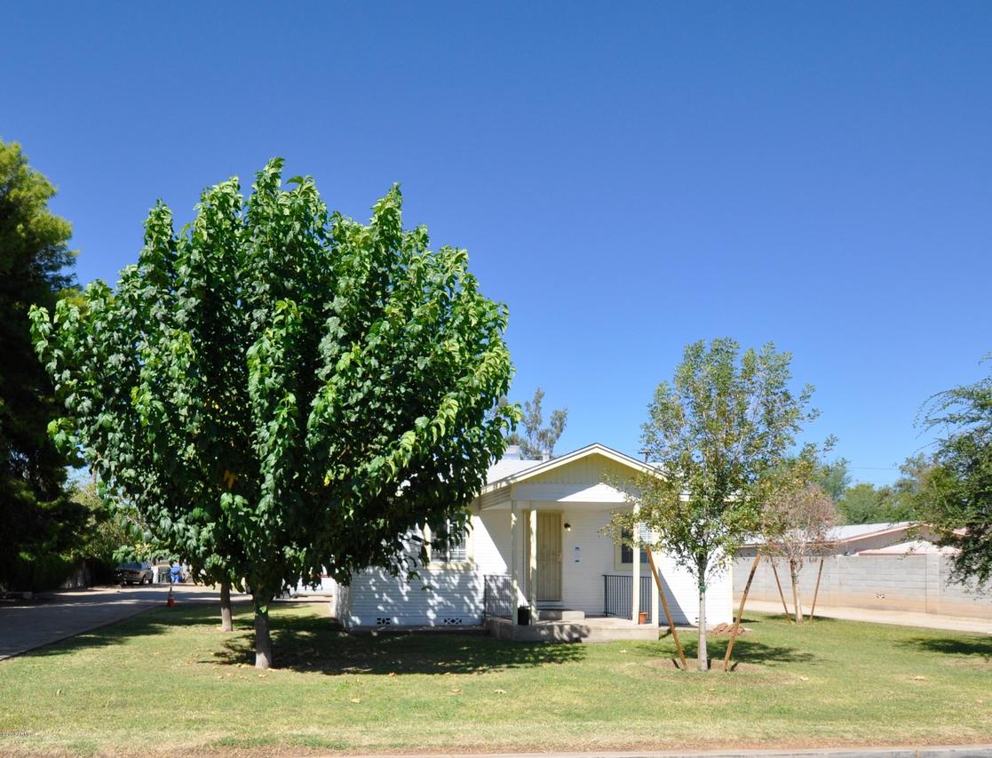 2218 W Morten Ave., Phoenix, AZ 85021