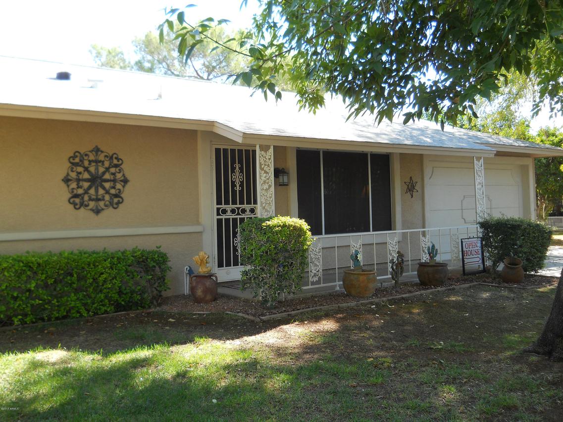 19033 N Lake Forest Dr., Sun City, AZ 85373