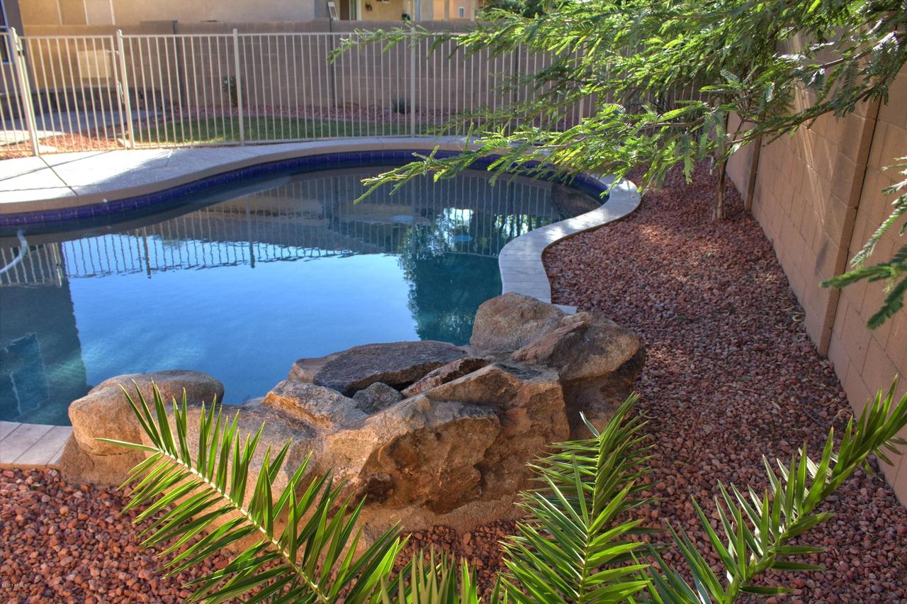 2742 E Mineral Park Rd., San Tan Valley, AZ 85143