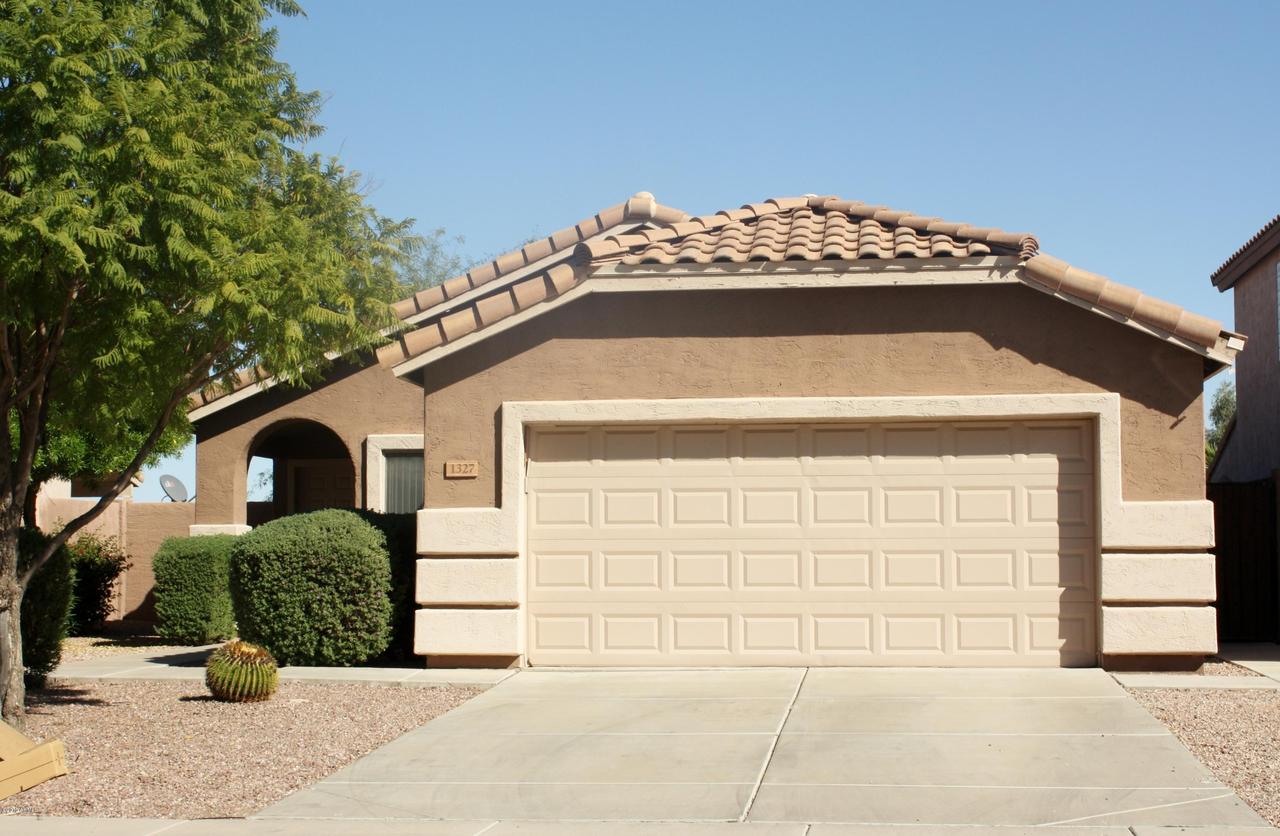 1327 N Balboa Dr., Gilbert, AZ 85234