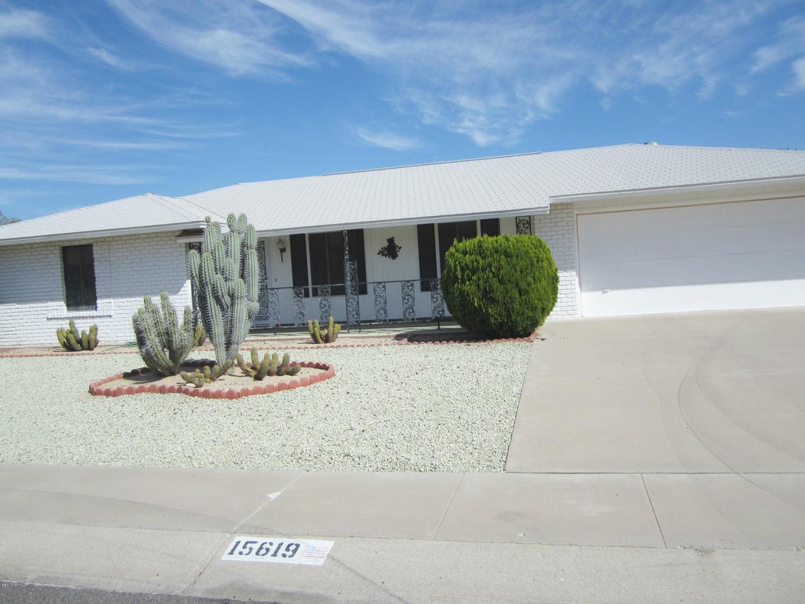 15619 N 110th Ave., Sun City, AZ 85351