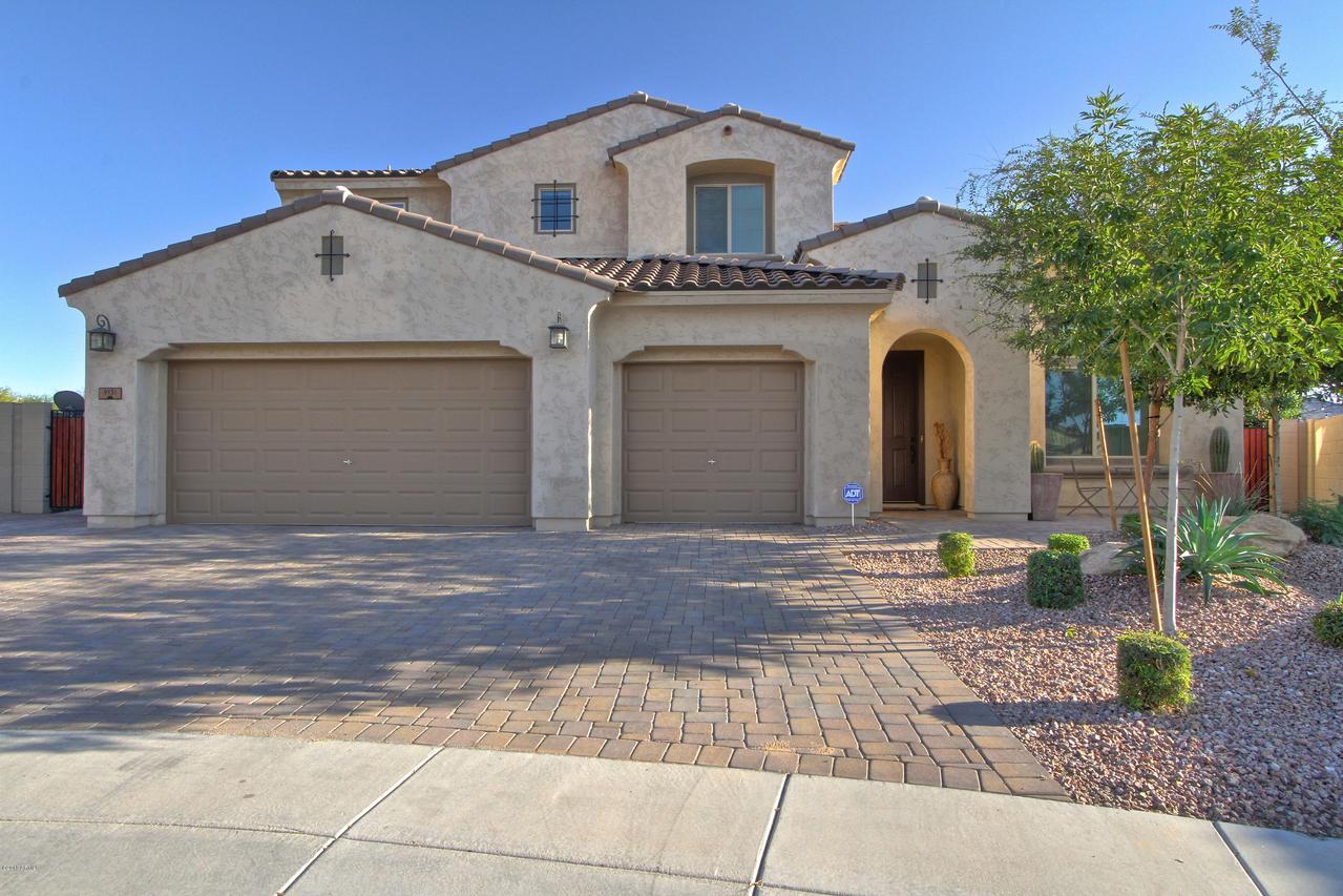 9131 W Quail Track Dr., Peoria, AZ 85383