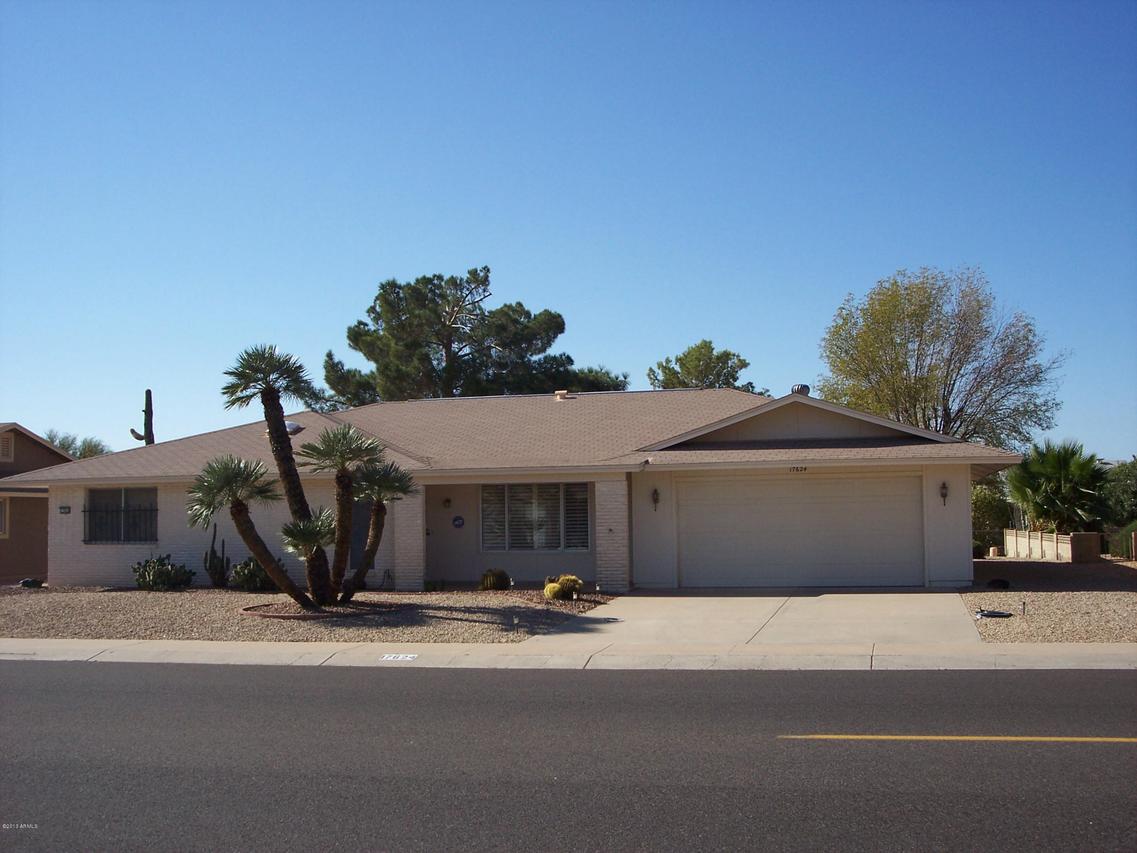 17624 N Lindgren Ave., Sun City, AZ 85373