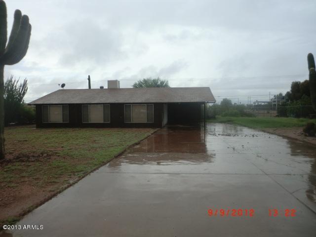 706 N Thunderbird Dr., Apache Junction, AZ 85120