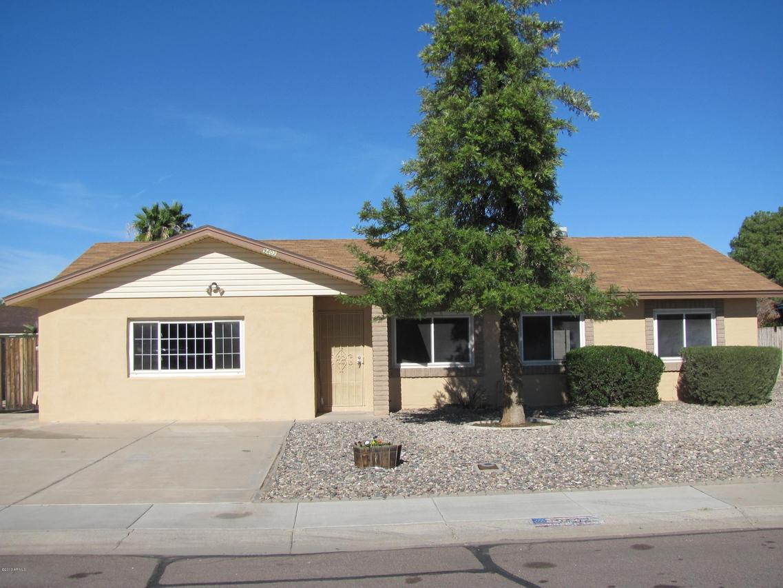 9402 W Mission Ln., Peoria, AZ 85345