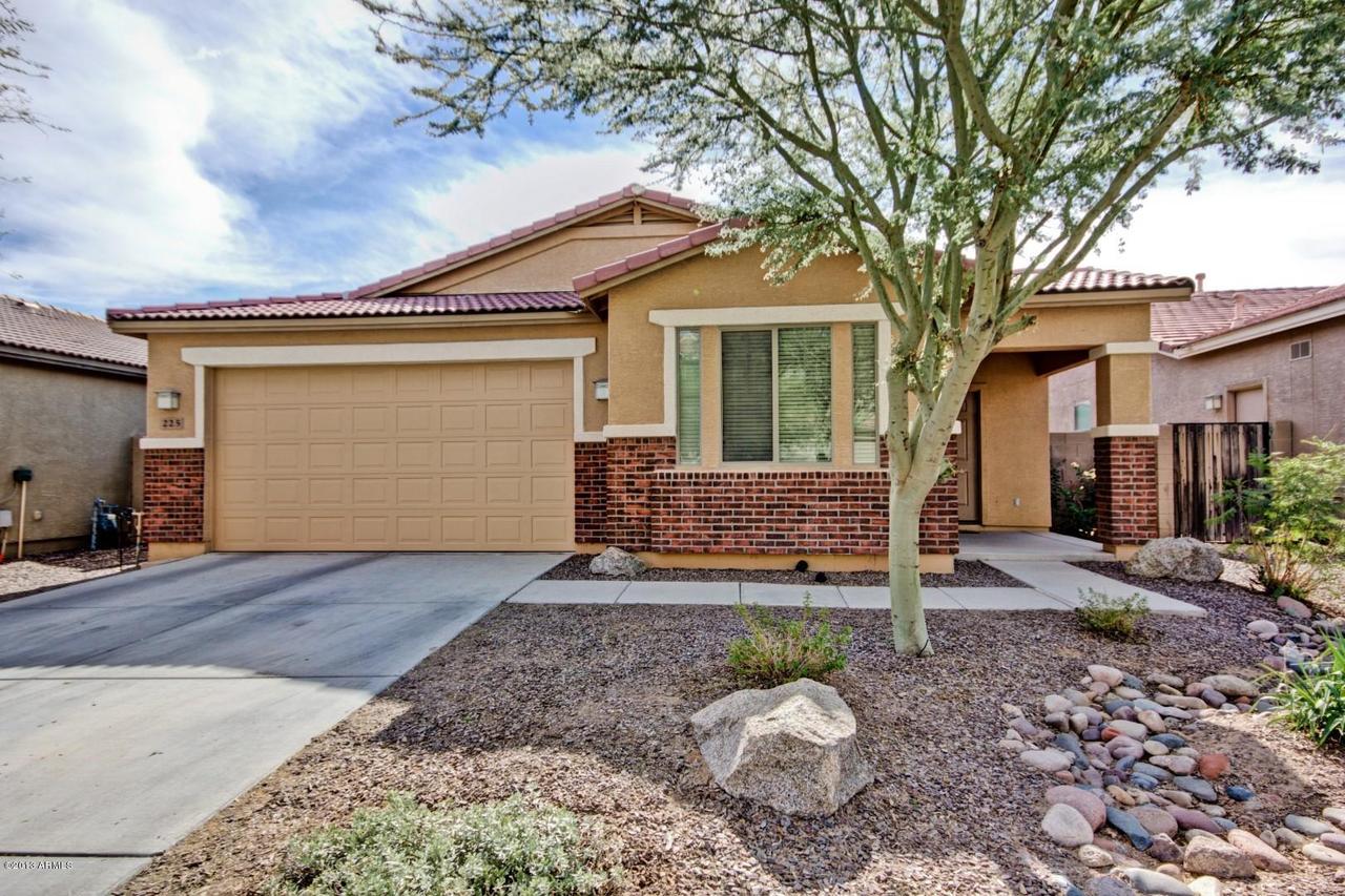 225 E Diamond Tr., San Tan Valley, AZ 85143