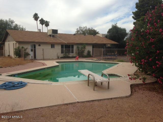 3017 S Carriage Ln., Mesa, AZ 85202
