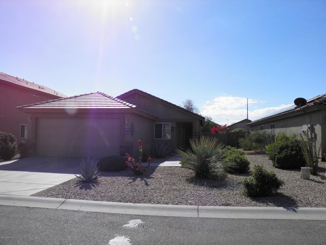 1107 E Lakeview Dr., San Tan Valley, AZ 85143