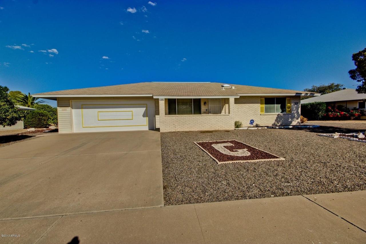 9818 W Wrangler Dr., Sun City, AZ 85373