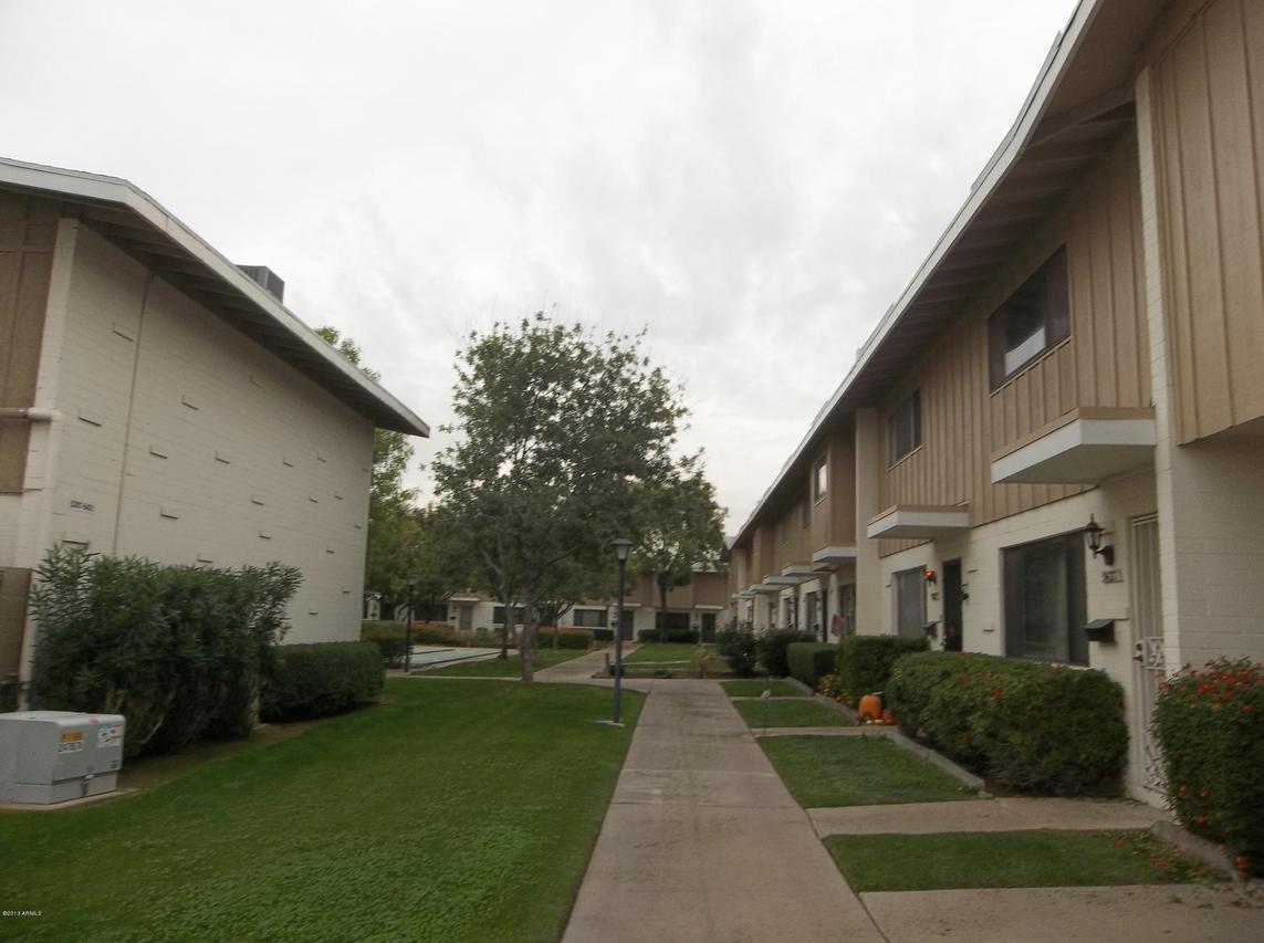 5453 N Black Canyon Hwy., Phoenix, AZ 85015