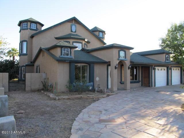 2221 W Portobello Ave., Mesa, AZ 85202