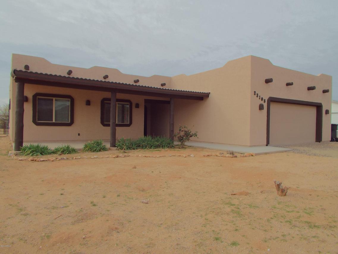 23105 W Los Huesos Way, Congress, AZ 85332