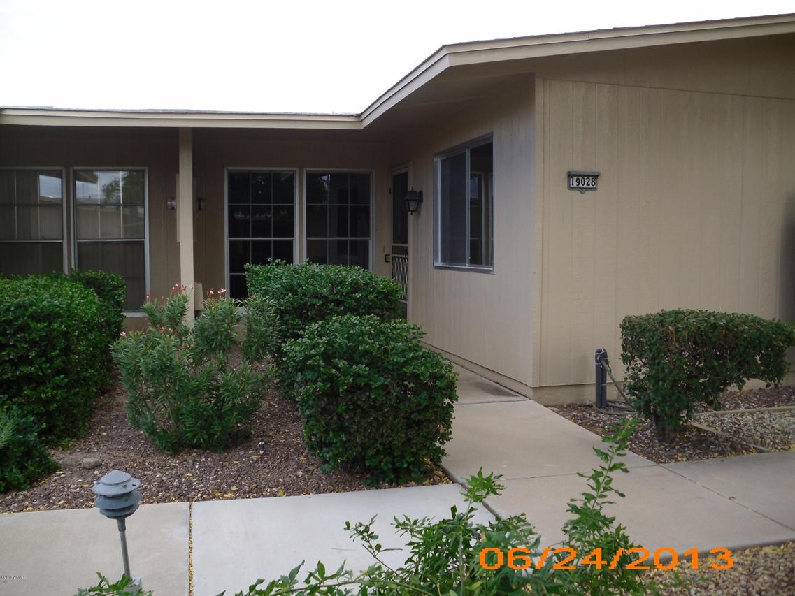 19028 N 134th Dr., Sun City West, AZ 85375