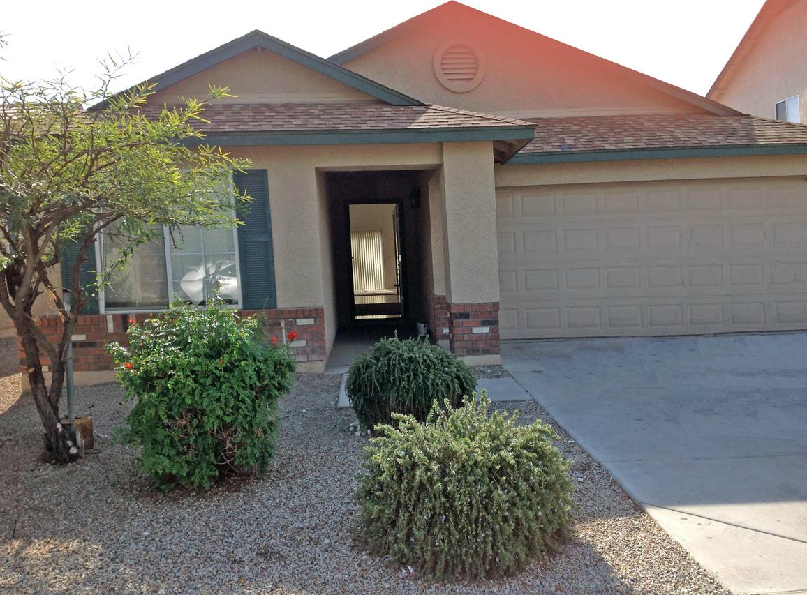 3013 W Grenadine Rd., Phoenix, AZ 85041