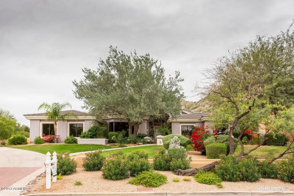 9042 N 46th St., Phoenix, AZ 85028