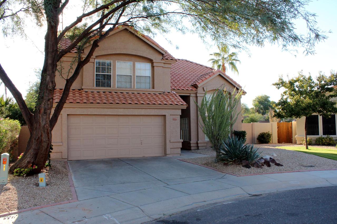 1209 E Windsong Dr., Phoenix, AZ 85048