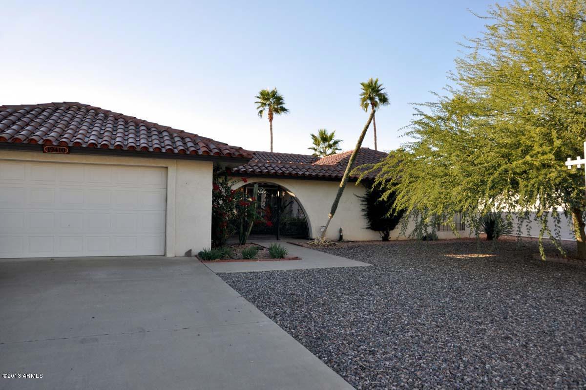 19410 N Willow Creek Cir., Sun City, AZ 85373