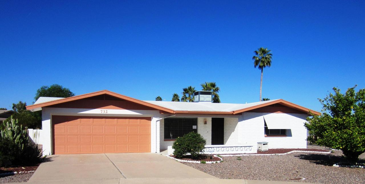 732 S Penrose Cir., Mesa, AZ 85206