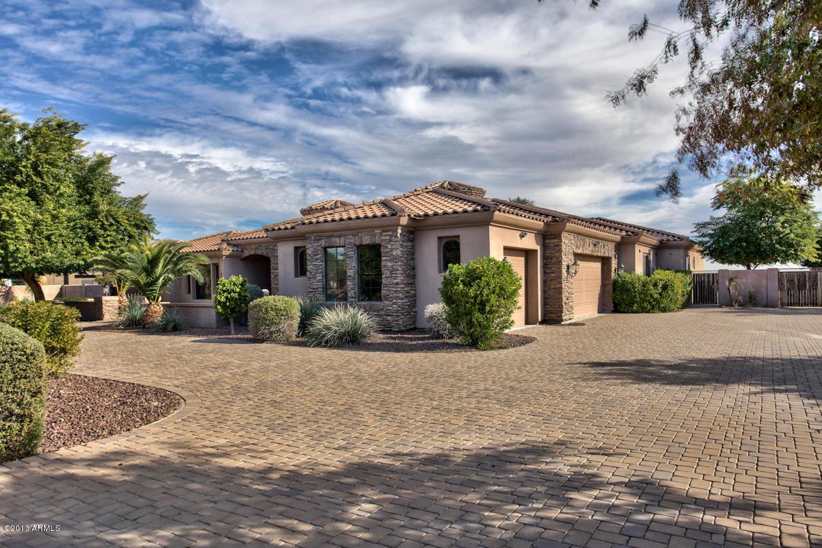 5227 N 179th Dr., Litchfield Park, AZ 85340