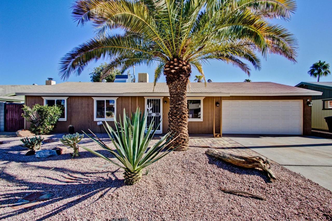 14407 N 37th Ct., Phoenix, AZ 85032