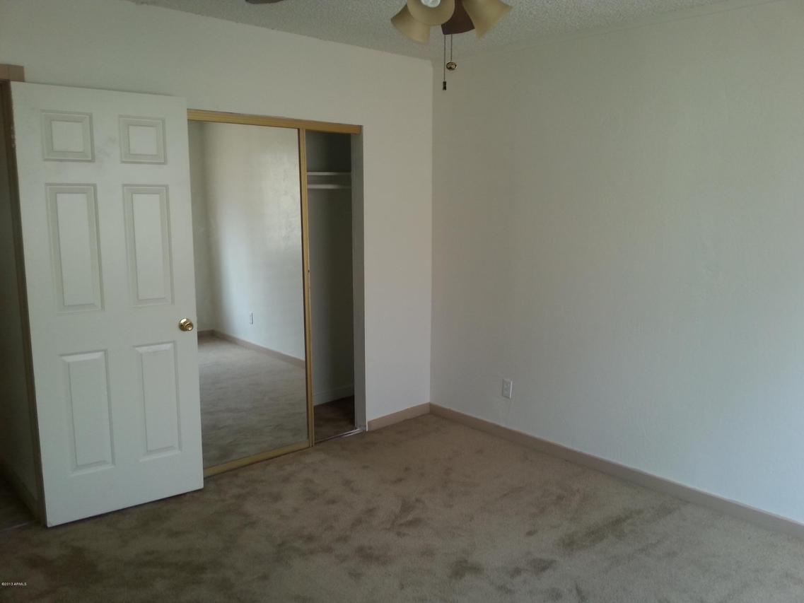 6517 N 52nd Dr., Glendale, AZ 85301