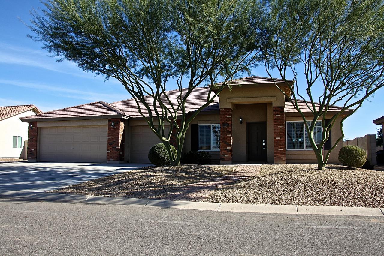 40623 N Rivington Dr., San Tan Valley, AZ 85140