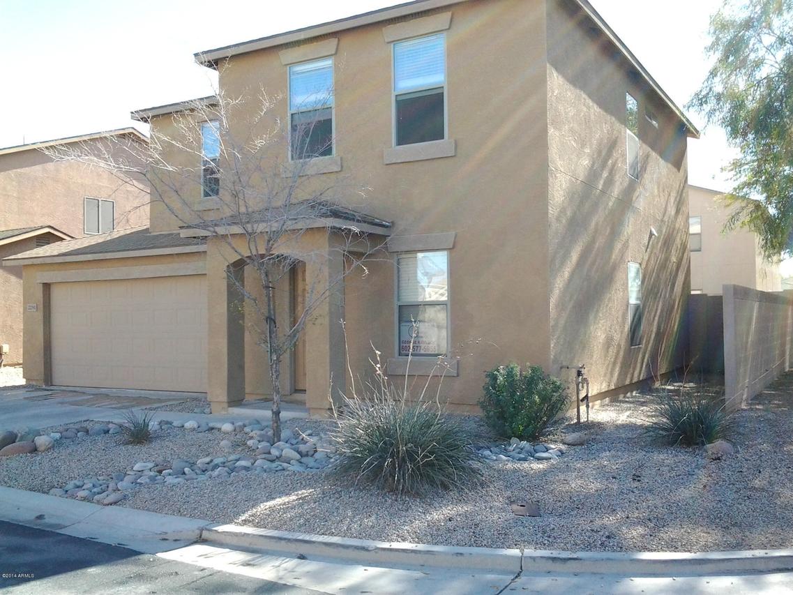 2281 E Meadow Creek Way, San Tan Valley, AZ 85140