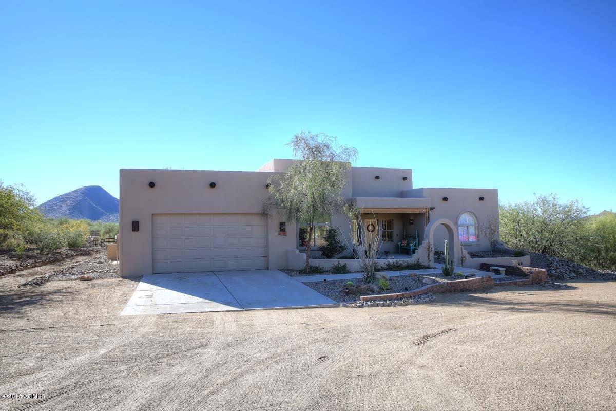 2113 E Gaffney Rd., New River, AZ 85087